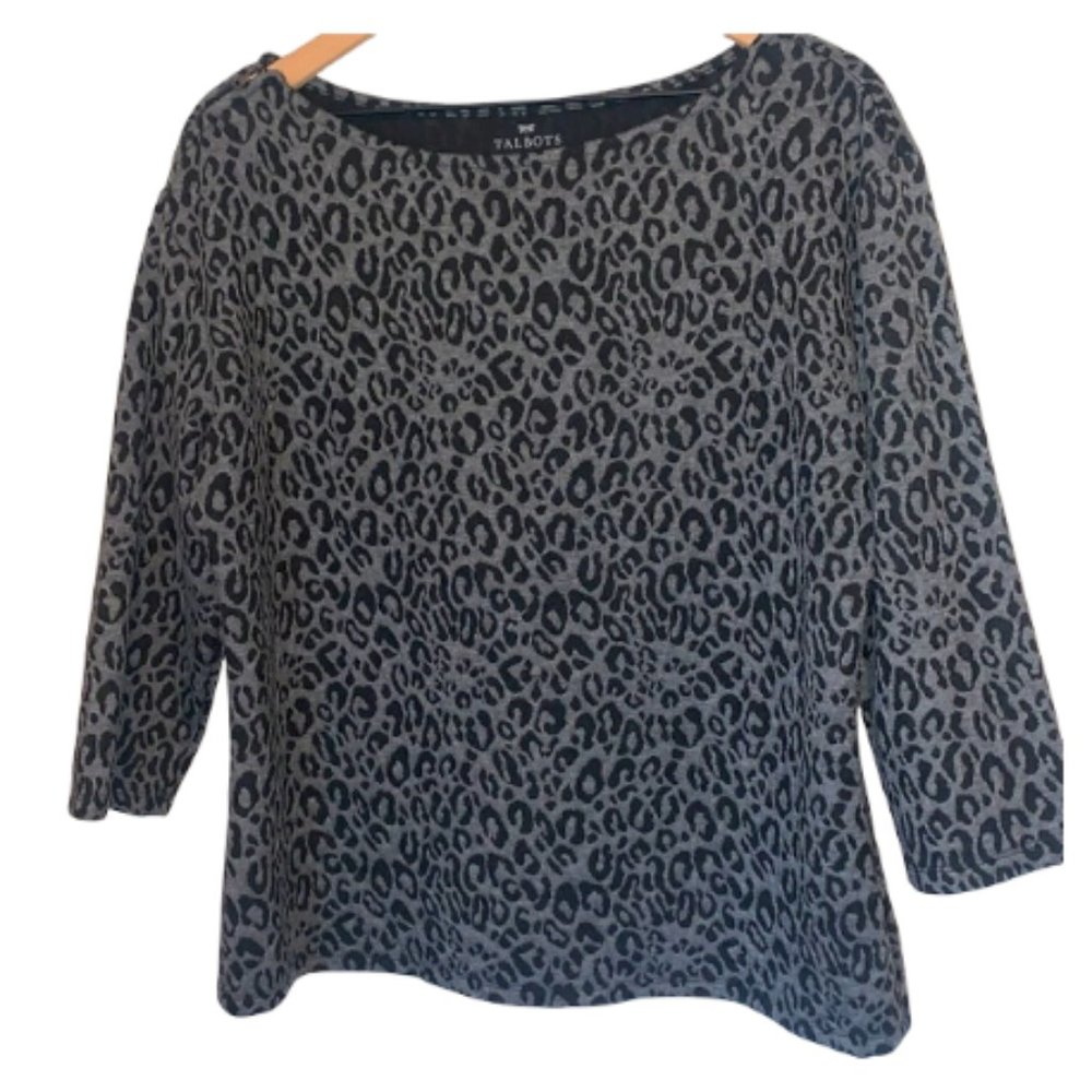 Talbots Cheetah Soft 3/4 Length Sleeve Pullover Large Sweater Zipper Shoulder